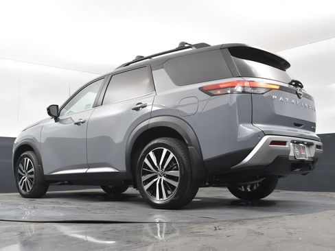 New 2025 Nissan Pathfinder Platinum w/ Cargo Package image 43