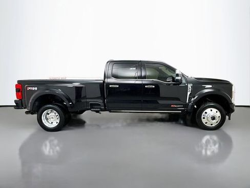 Used 2024 Ford F450 Platinum w/ FX4 Off-Road Package image 8