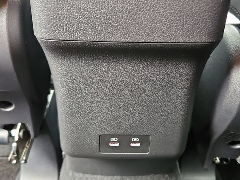 Used 2026 Mitsubishi Outlander Sport SE AWD/4WD image 27