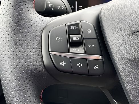 Used 2023 Ford Escape ST-Line w/ Tech Pack #1 image 19