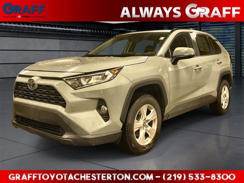 Used 2021 Toyota RAV4 XLE image 1