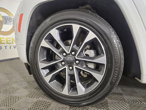 Certified 2023 Jeep Grand Cherokee Overland w/ Adv Protech Group III AWD/4WD image 35