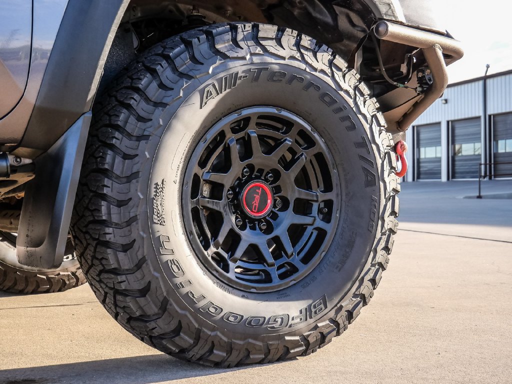 Used 2022 Toyota Tacoma TRD Pro AWD/4WD image 9