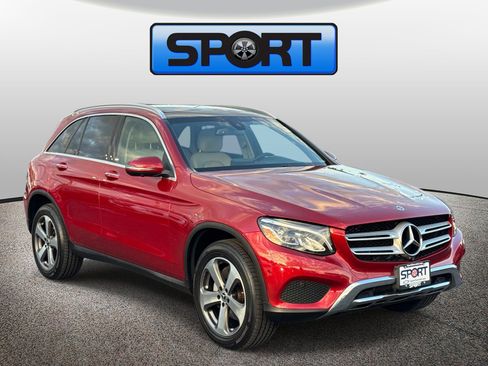 Used 2018 Mercedes-Benz GLC 300 4MATIC image 27