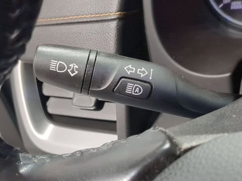 Used 2020 GMC Terrain SLE w/ Driver Convenience Package FWD image 33