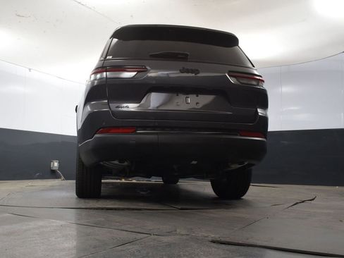 New 2025 Jeep Grand Cherokee L Altitude image 50