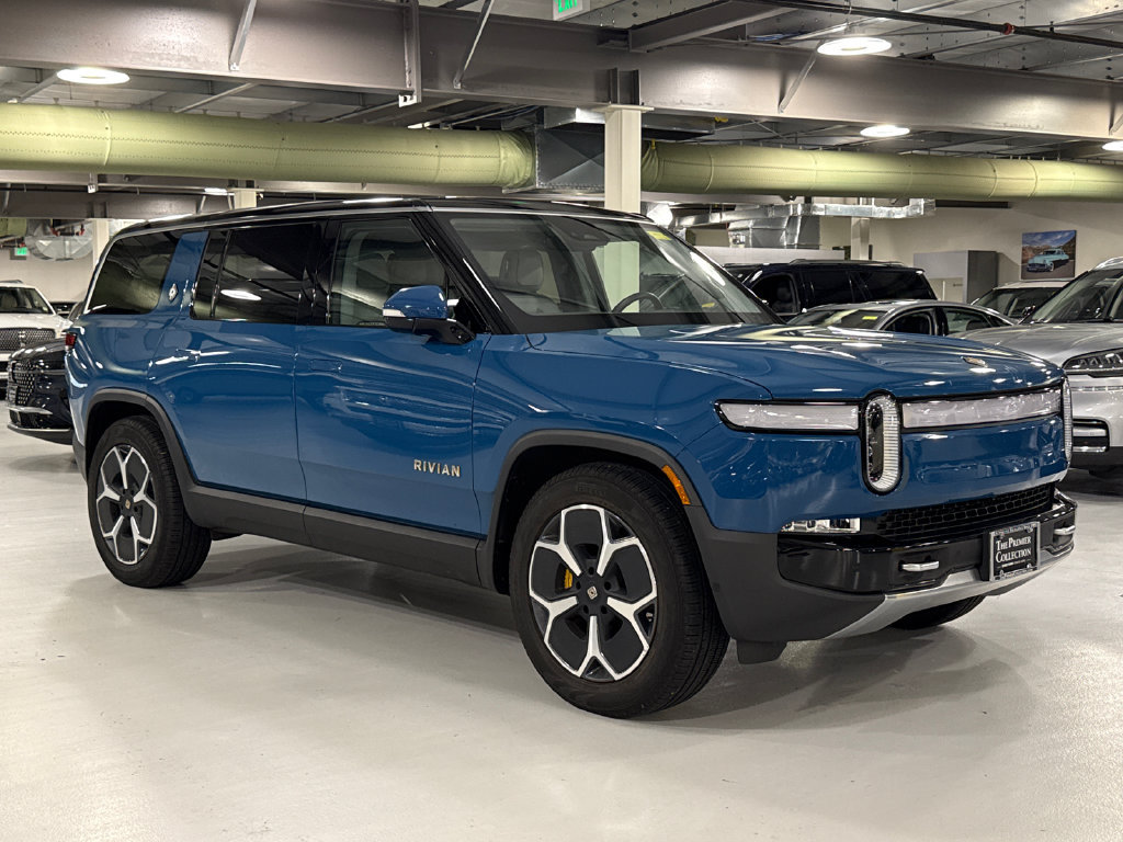 Used 2023 Rivian R1S Adventure Quad AWD/4WD image 1