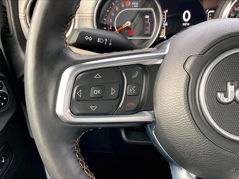 Certified 2022 Jeep Wrangler Unlimited Sahara image 18