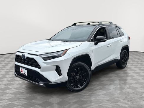 Used 2024 Toyota RAV4 XSE w/ Weather Package AWD/4WD image 1