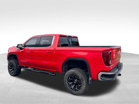 Used 2024 GMC Sierra 1500 SLE w/ Preferred Package image 7