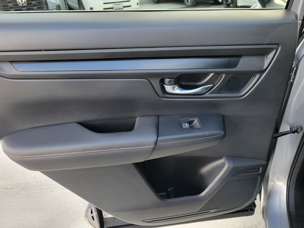 Used 2025 Honda CR-V Sport-L image 14