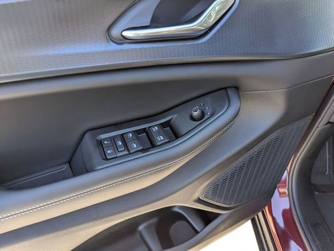 New 2025 Jeep Grand Cherokee Altitude AWD/4WD image 19