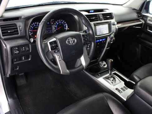 Used 2017 Toyota 4Runner Limited AWD/4WD image 13