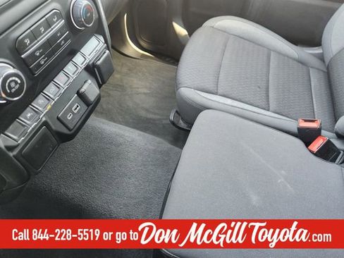 Used 2024 Chevrolet Silverado 1500 Custom image 18