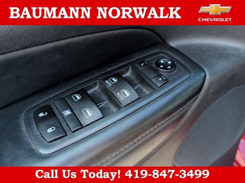 Used 2020 Jeep Grand Cherokee Altitude AWD/4WD image 30