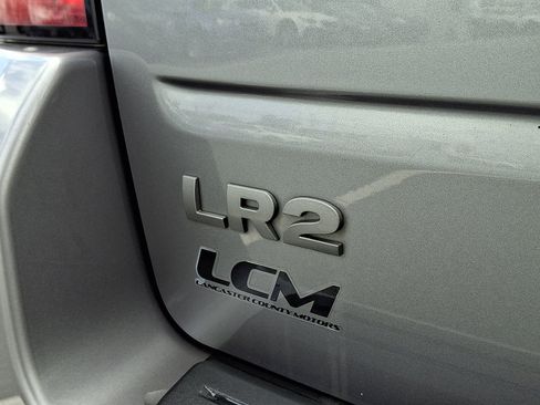 Used 2013 Land Rover LR2 AWD/4WD image 30