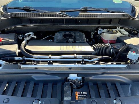 Used 2020 Chevrolet Silverado 1500 RST w/ RST Value Package image 22