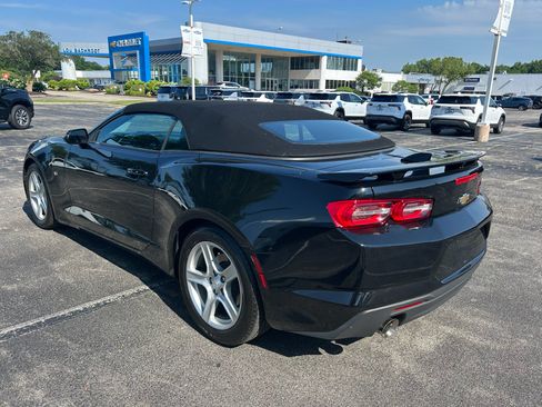 Used 2020 Chevrolet Camaro LT RWD image 7