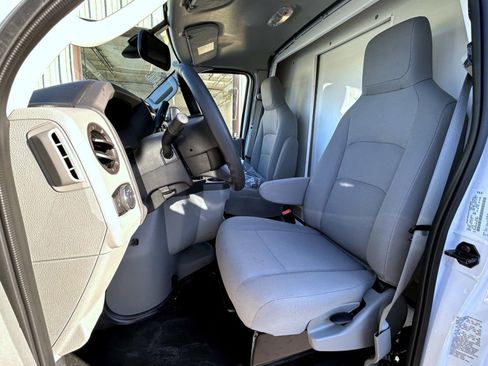 New 2026 Ford E-450 and Econoline 450 Super Duty w/ Driver's Safety Package image 10