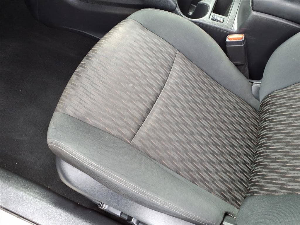 Used 2018 Nissan Rogue SV FWD image 20