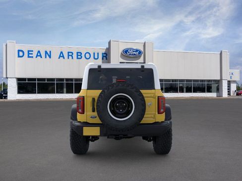 Used 2024 Ford Bronco Heritage Edition image 5