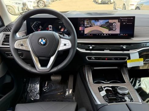 New 2026 BMW X7 xDrive40i w/ Premium Package image 27