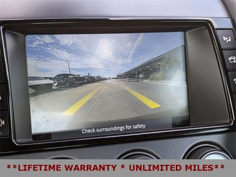 Used 2018 Jaguar F-TYPE Coupe image 19