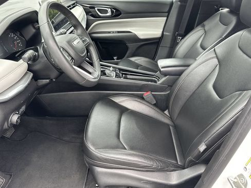 Certified 2024 Jeep Compass Limited AWD/4WD image 14