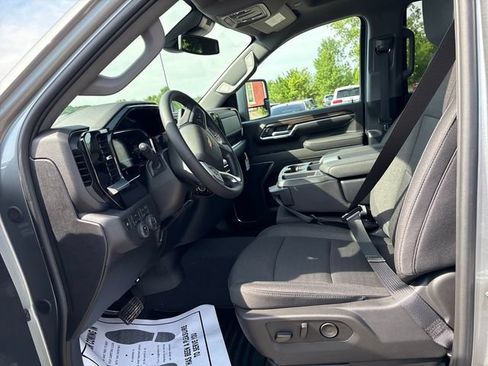 New 2026 Chevrolet Silverado 2500 LT w/ All Star Edition AWD/4WD image 9