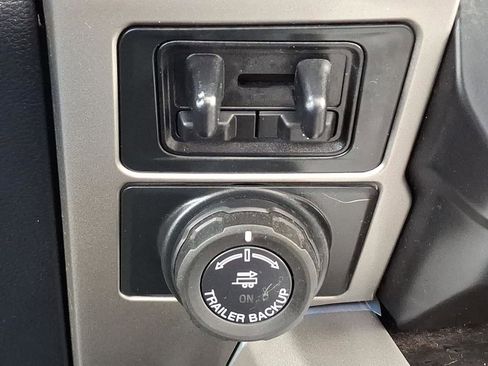 Used 2022 Ford F250 Lariat w/ Black Appearance Package image 24