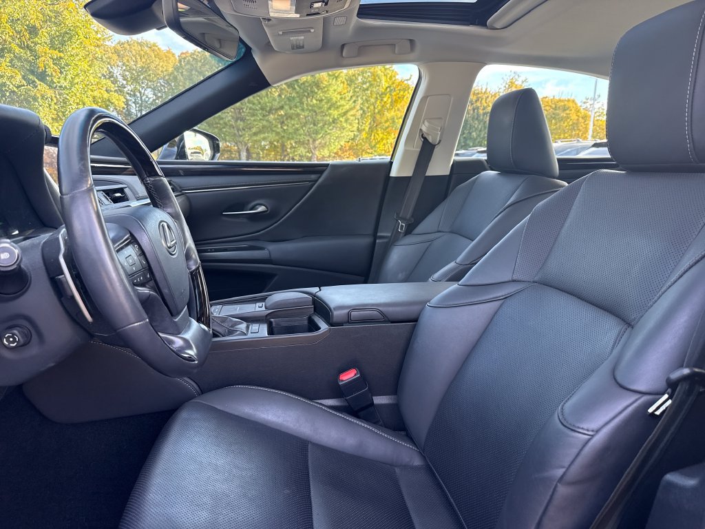 Used 2020 Lexus ES 350 w/ Premium Package FWD image 12