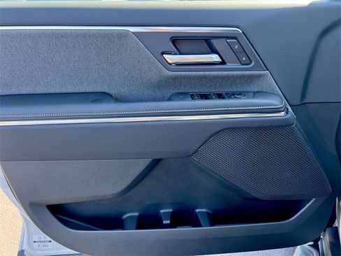 New 2026 GMC Sierra EV Elevation image 18