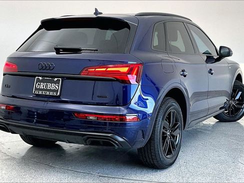 Used 2022 Audi Q5 2.0T Premium image 2