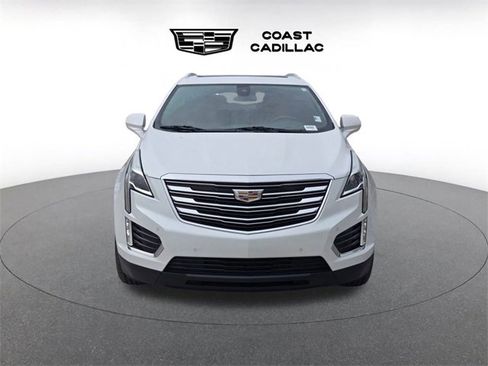 Used 2019 Cadillac XT5 Premium Luxury image 2