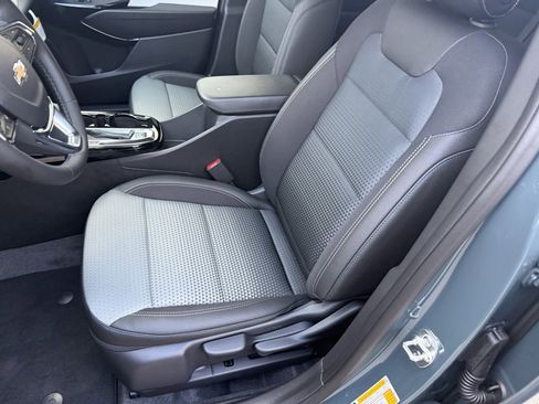 New 2026 Chevrolet Trax LT w/ Sunroof Package image 21