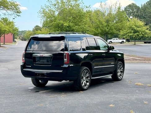 Used 2017 GMC Yukon Denali AWD/4WD image 7