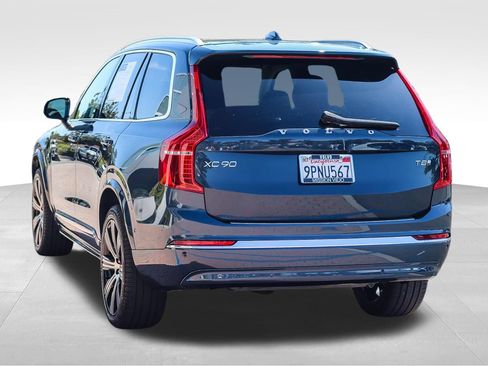 Used 2025 Volvo XC90 T8 Plus w/ Protection Package Premier AWD/4WD image 5