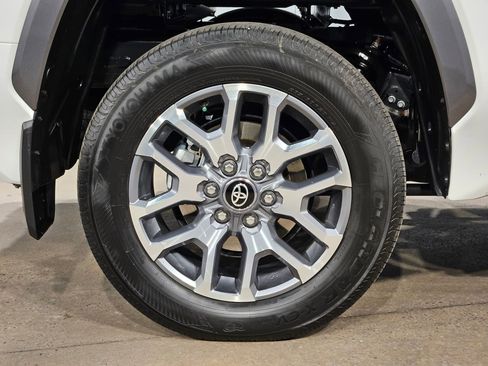 Used 2025 Toyota Tundra 1794 Edition image 17