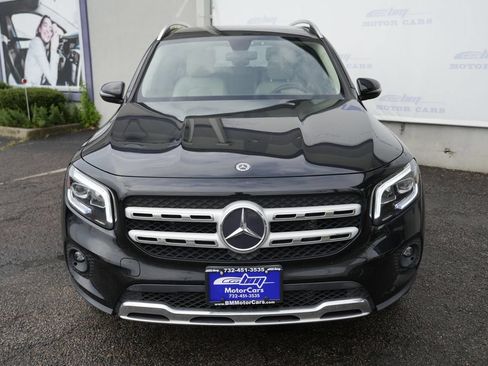 Used 2022 Mercedes-Benz GLB 250 4MATIC image 5
