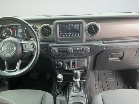 Used 2021 Jeep Wrangler Sport AWD/4WD image 9