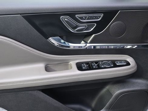 New 2026 Lincoln Corsair Reserve w/ Jet Appearance Package AWD/4WD image 22