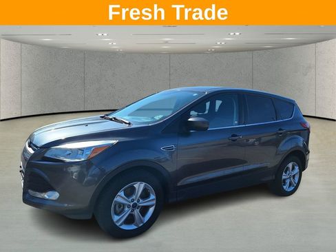 Used 2016 Ford Escape SE image 1