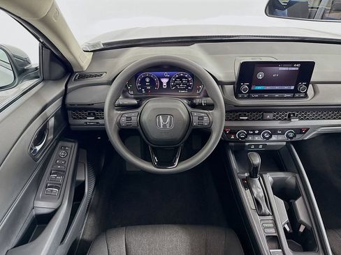 Certified 2023 Honda Accord EX image 17