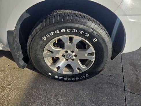 Used 2012 Suzuki Equator Sport AWD/4WD image 29