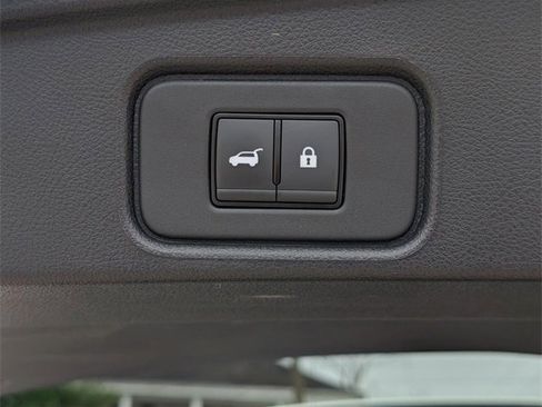 Used 2024 Nissan Pathfinder Platinum w/ Cargo Package image 10