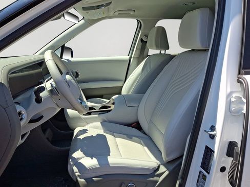 Used 2026 Hyundai Palisade SEL FWD image 13