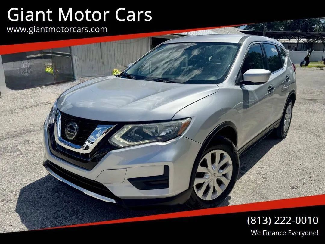 Used 2020 Nissan Rogue S FWD image 1
