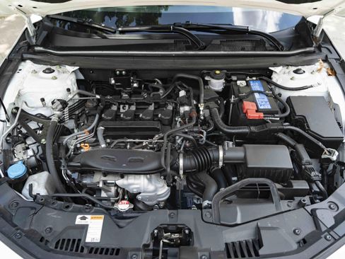 Used 2024 Honda Accord LX image 41