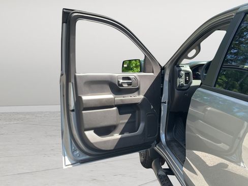 New 2026 Chevrolet Silverado 1500 Custom Trail Boss AWD/4WD image 9
