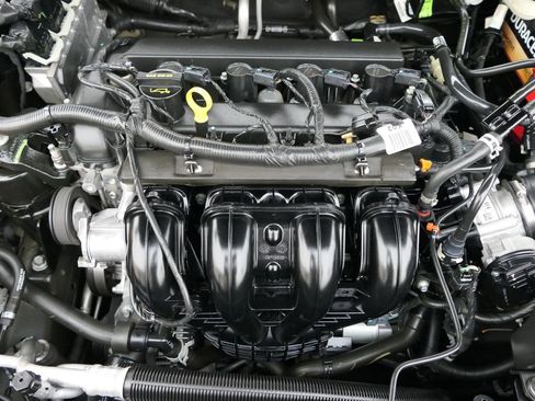 Used 2015 Ford Fusion SE w/ Equipment Group 201A image 30